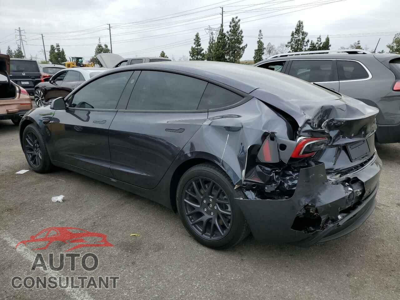 TESLA MODEL 3 2024 - 5YJ3E1EA0RF722394