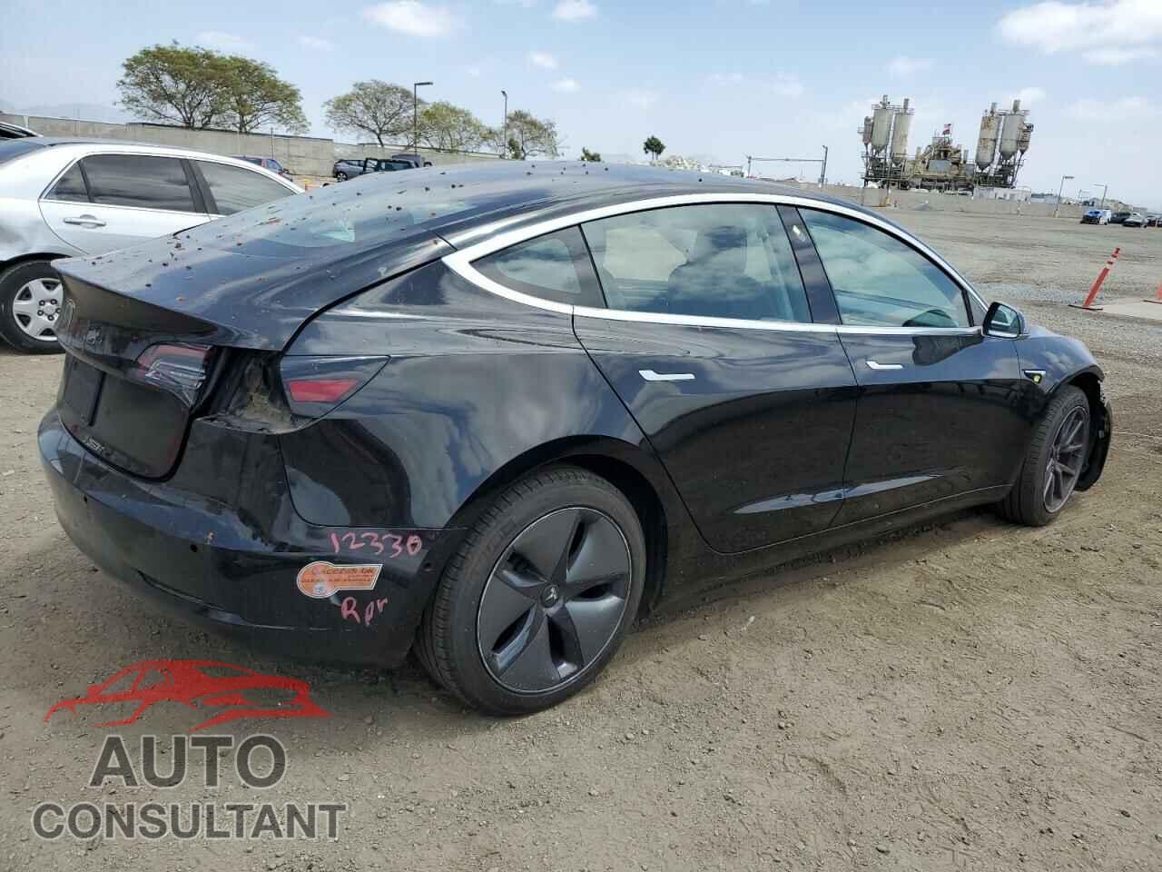 TESLA MODEL 3 2019 - 5YJ3E1EA5KF331036