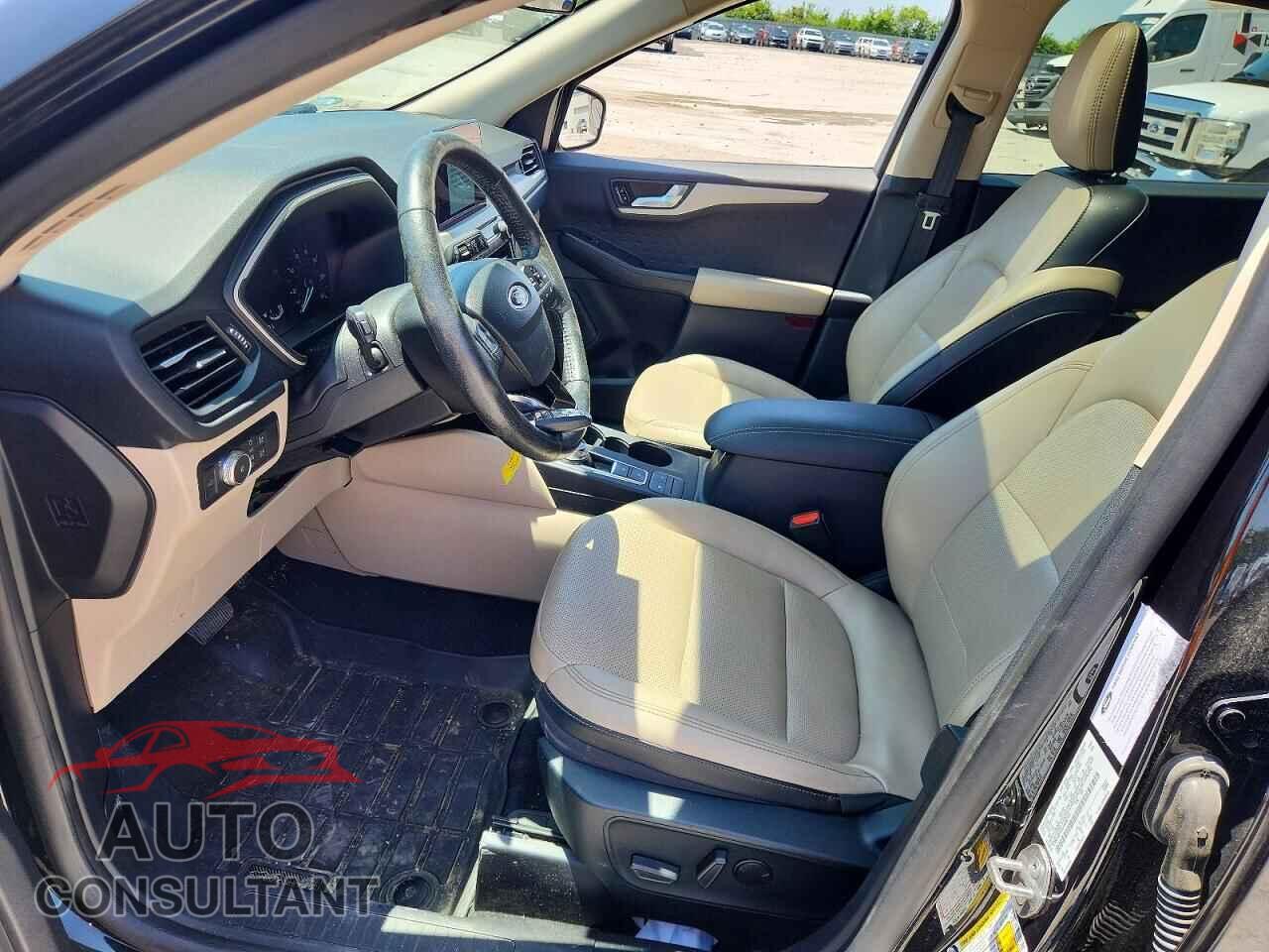 FORD ESCAPE 2020 - 1FMCU0H60LUA92178