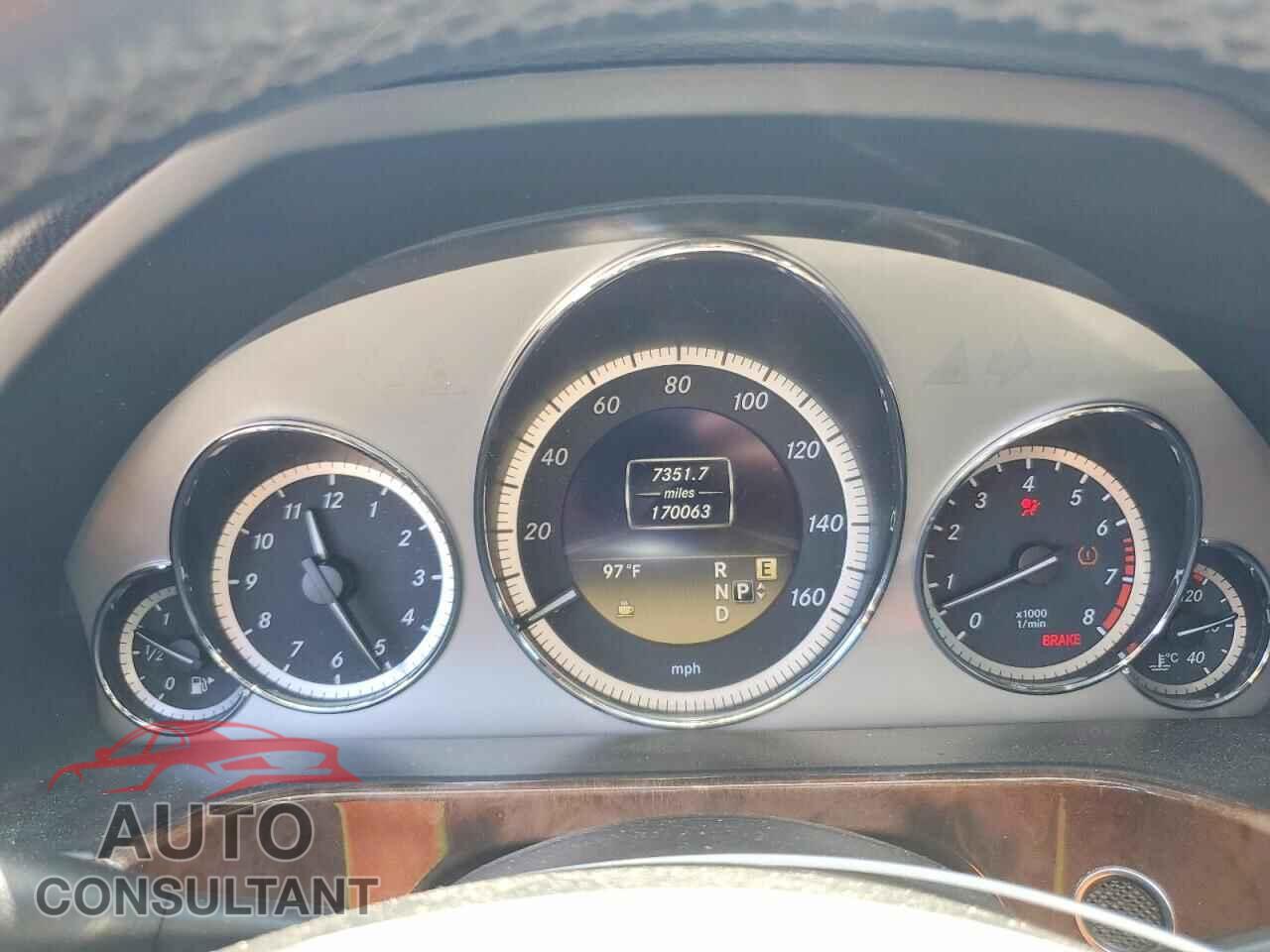 MERCEDES-BENZ E-CLASS 2012 - WDDHF5KB7CA605960