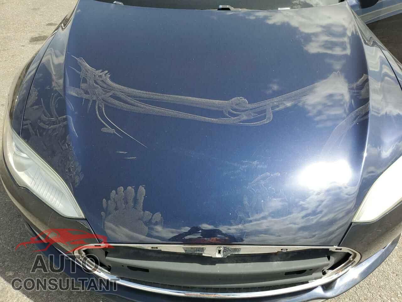 TESLA MODEL S 2013 - 5YJSA1CGXDFP08283