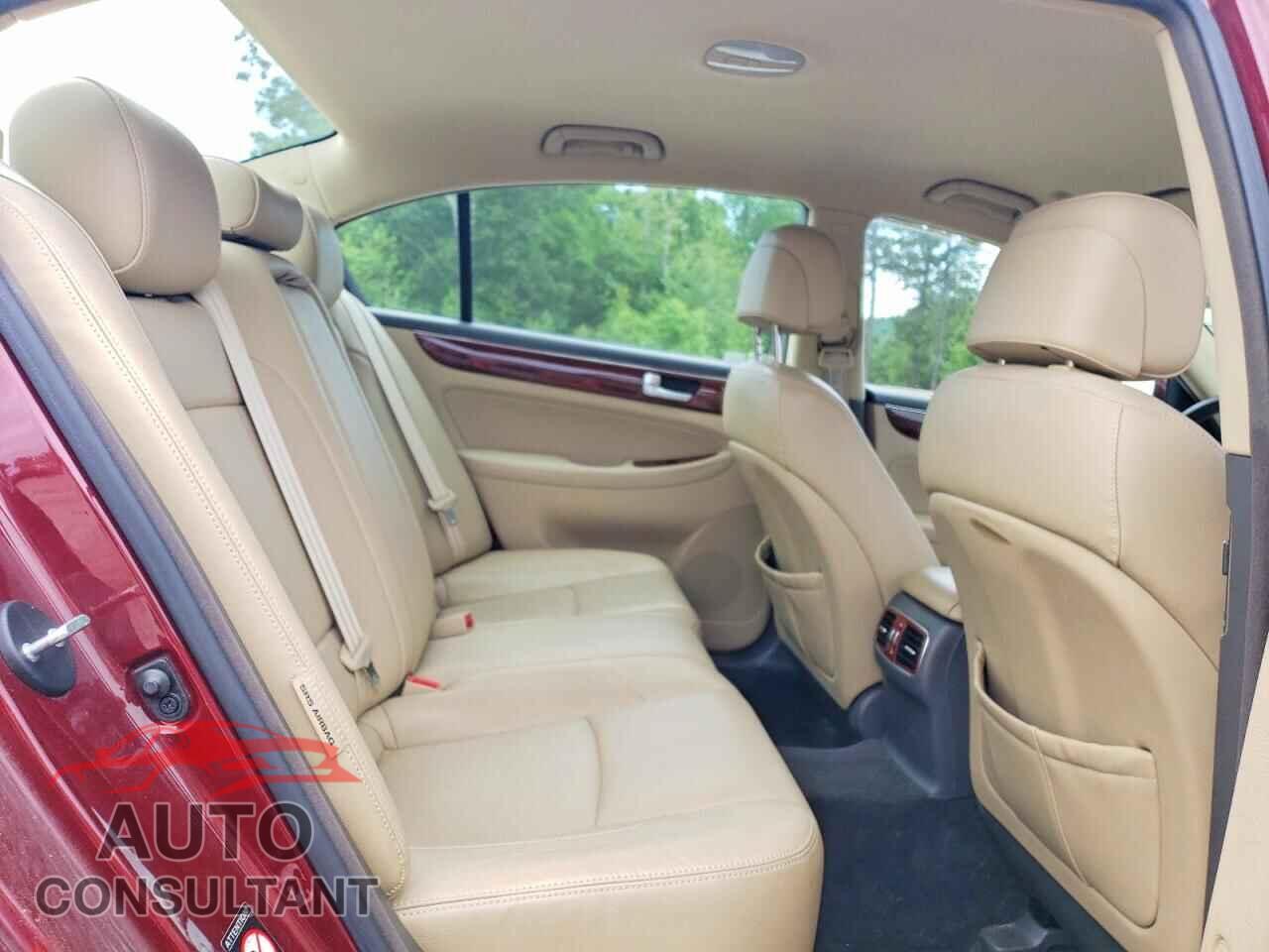 HYUNDAI GENESIS 2012 - KMHGC4DD7CU193153