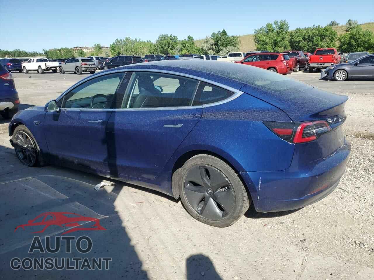 TESLA MODEL 3 2018 - 5YJ3E1EBXJF105307