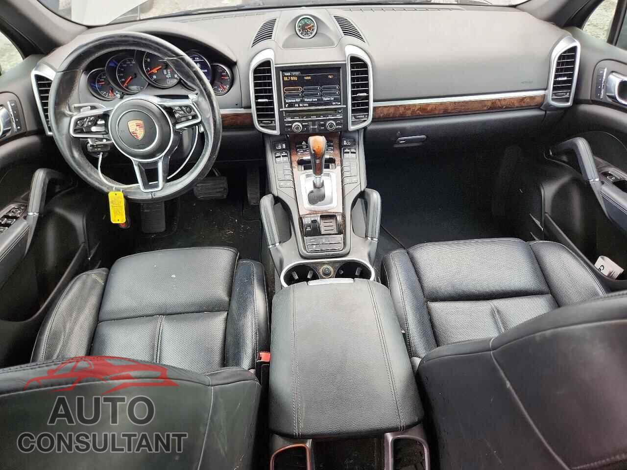 PORSCHE CAYENNE 2016 - WP1AA2A22GLA04233