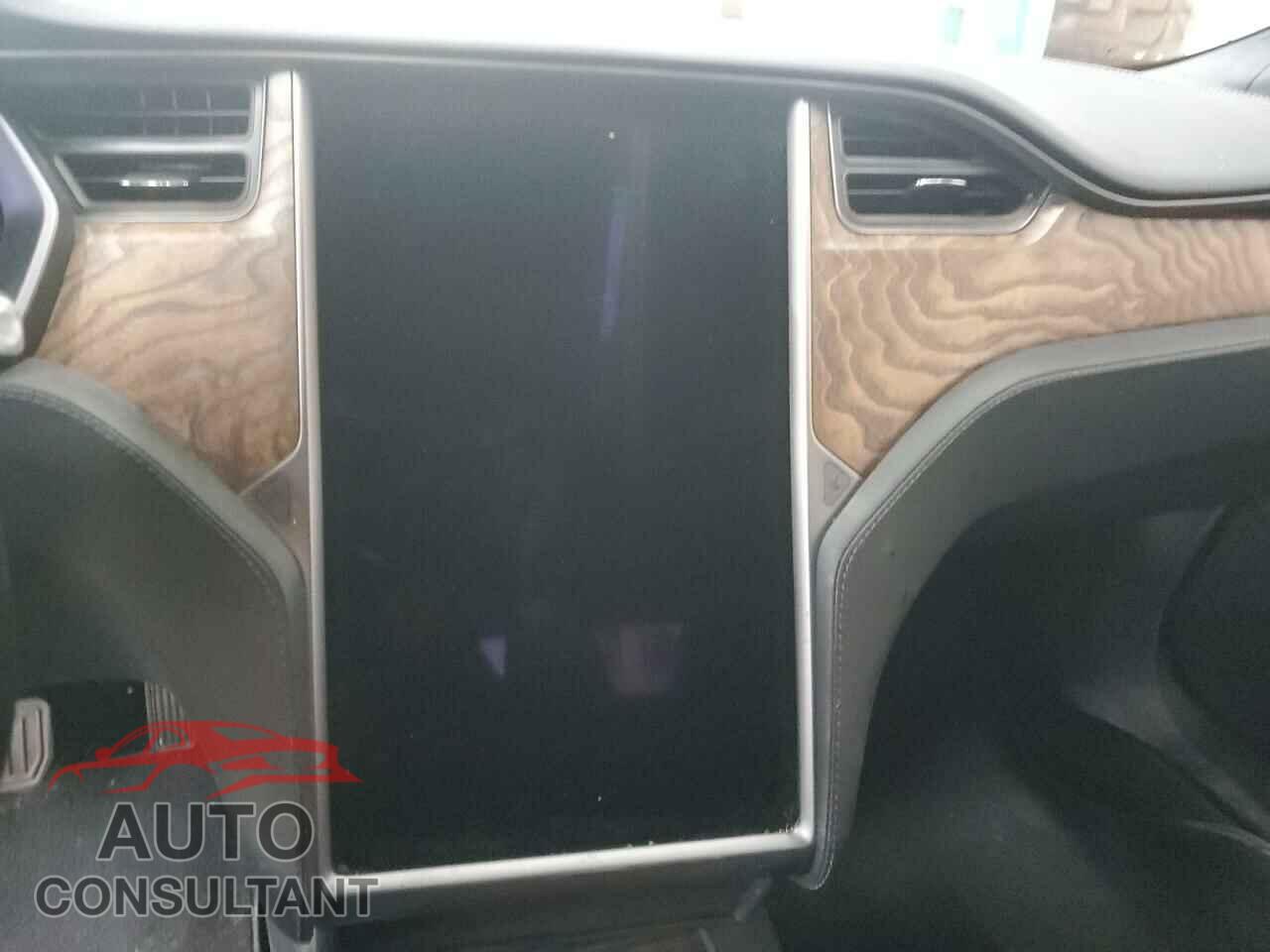 TESLA MODEL S 2018 - 5YJSA1E29JF295592