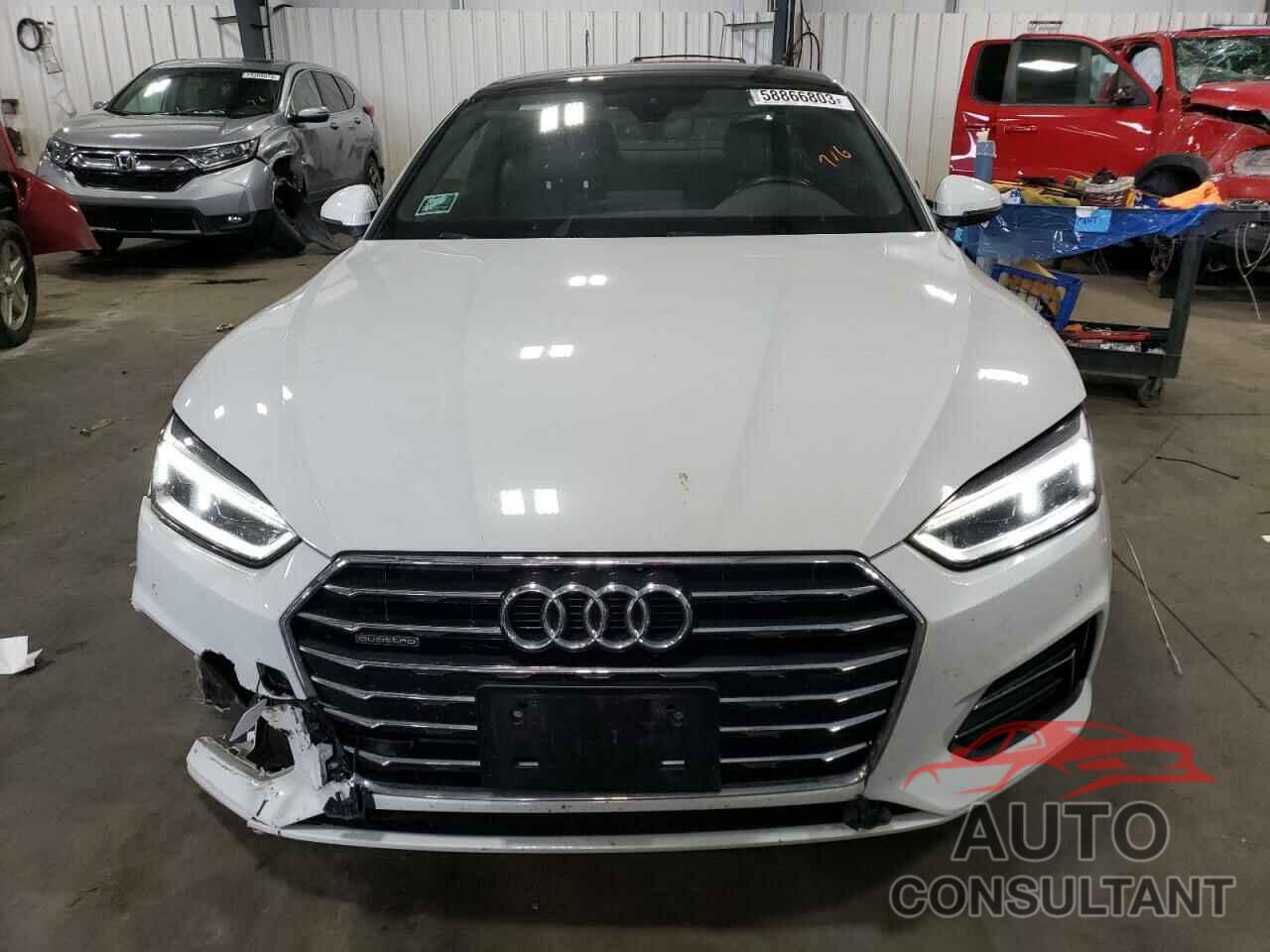 AUDI A5 2018 - WAUPNAF59JA000676