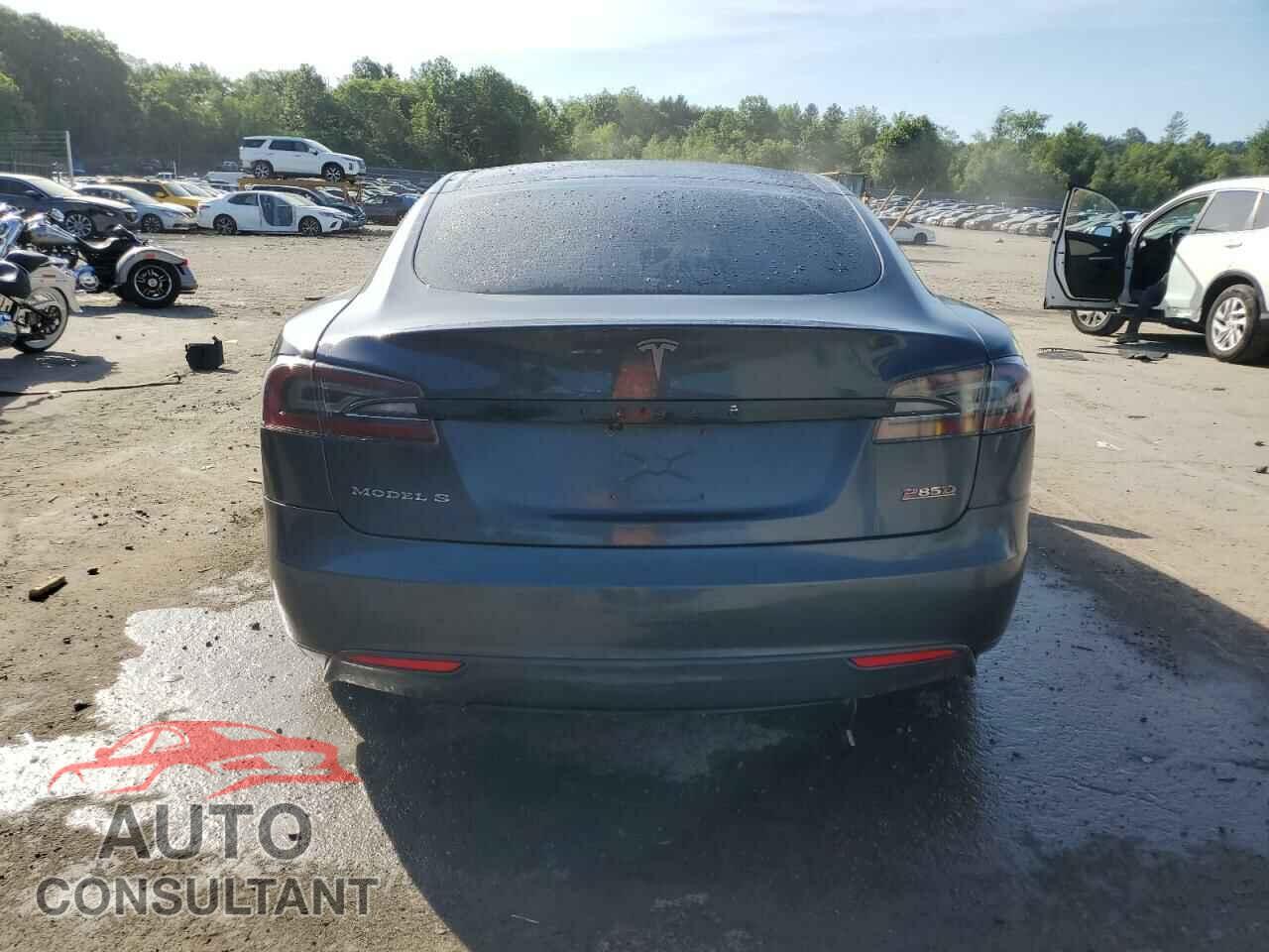 TESLA MODEL S 2015 - 5YJSA1H48FF082220