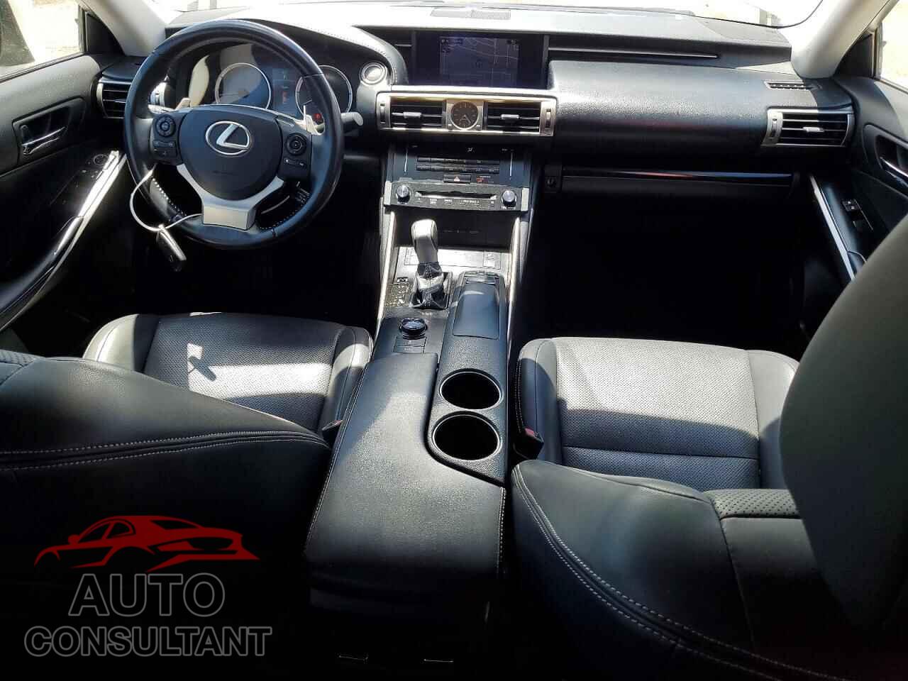 LEXUS IS 2014 - JTHBF1D29E5018207