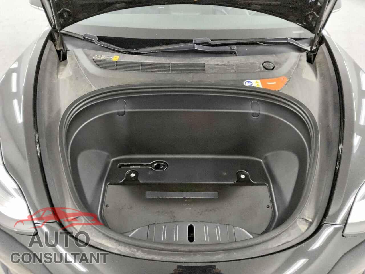 TESLA MODEL 3 2018 - 5YJ3E1EA8JF013863