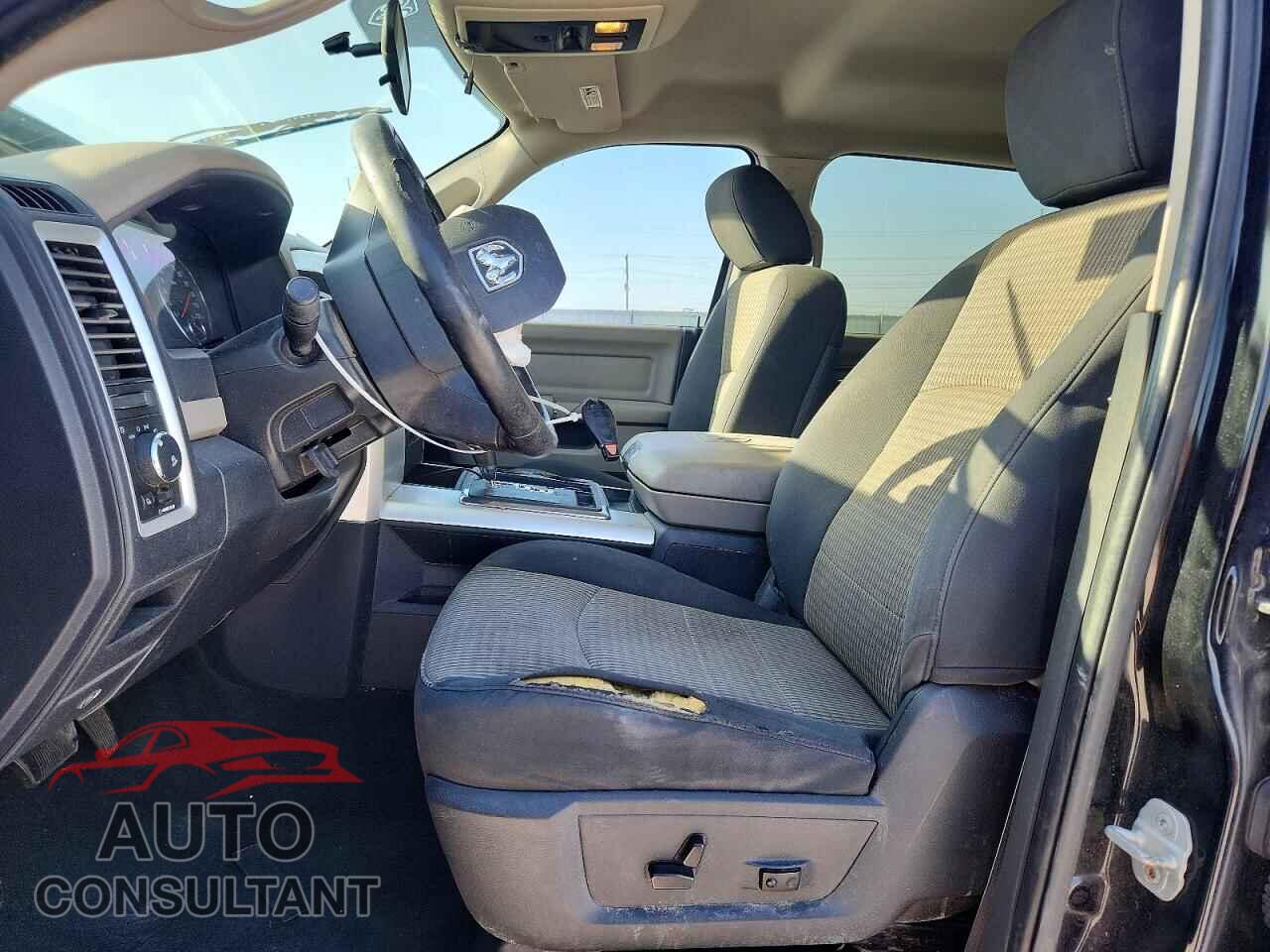 DODGE RAM 1500 2012 - 1C6RD7LT0CS210091
