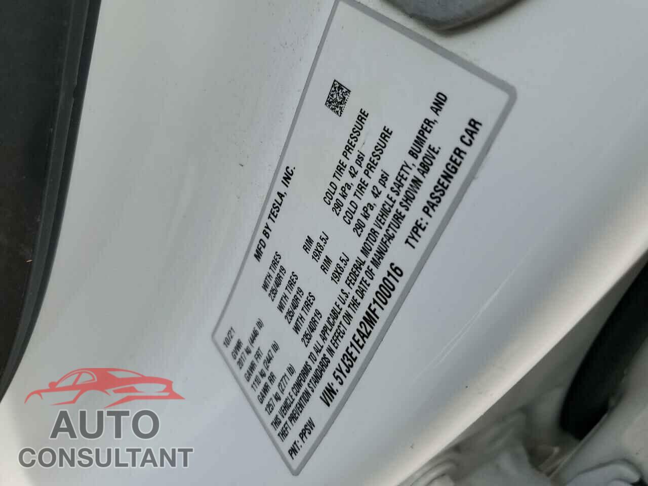 TESLA MODEL 3 2021 - 5YJ3E1EA2MF100016