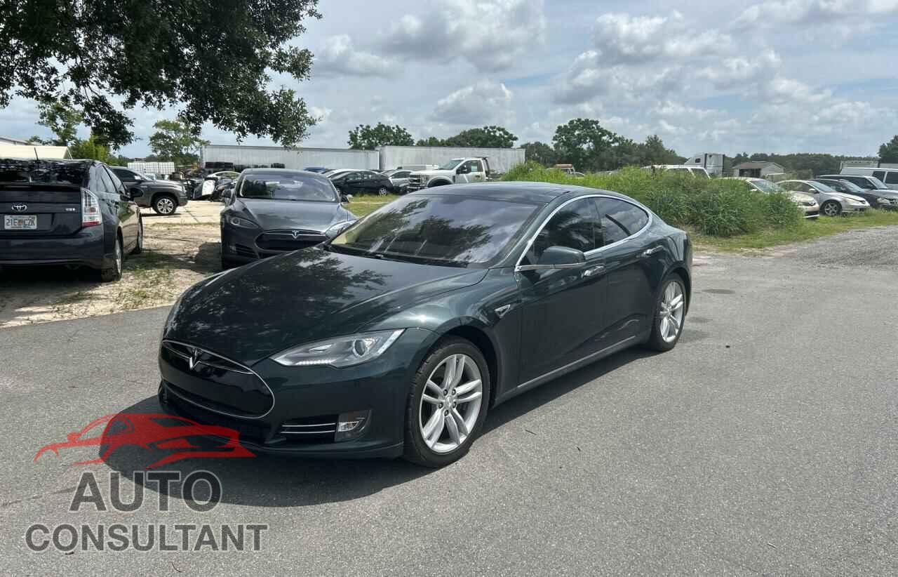 TESLA MODEL S 2014 - 5YJSA1H11EFP44322