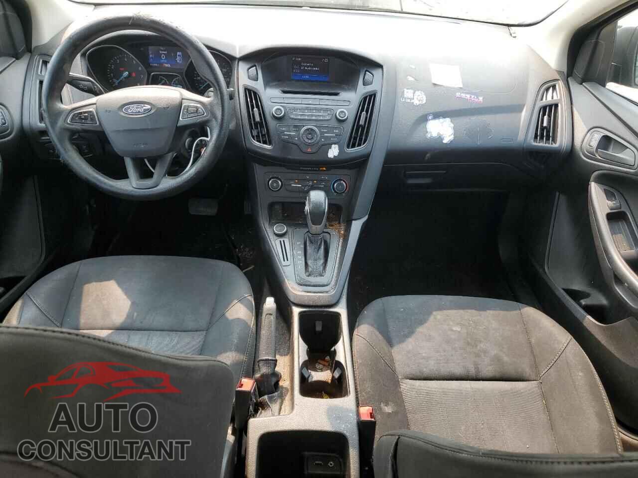 FORD FOCUS 2017 - 1FADP3E29HL218639