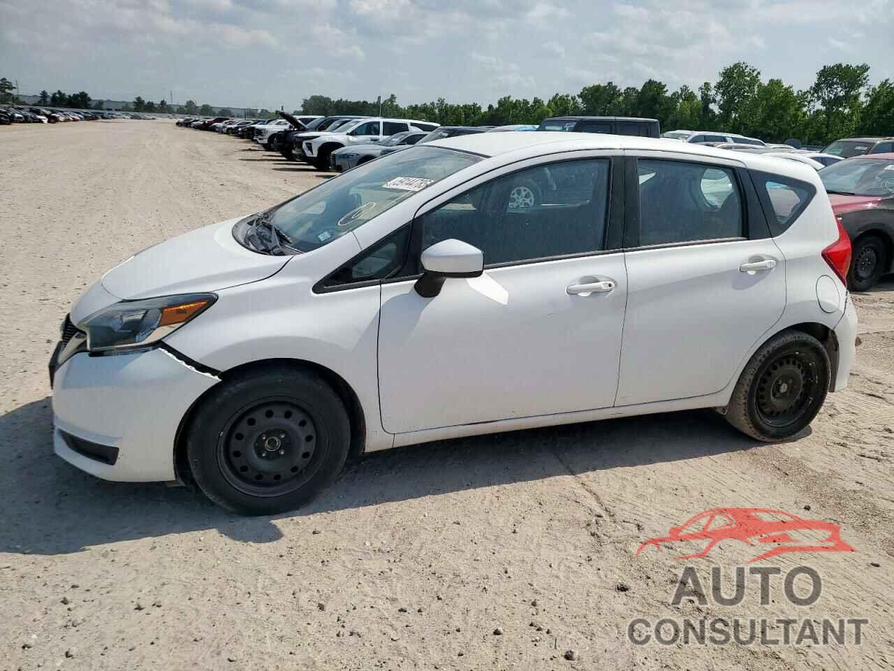 NISSAN VERSA 2017 - 3N1CE2CP0HL356825