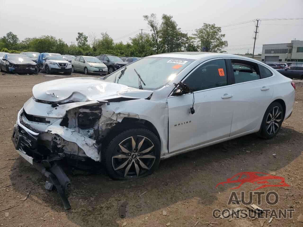 CHEVROLET MALIBU 2017 - 1G1ZE5ST2HF254114