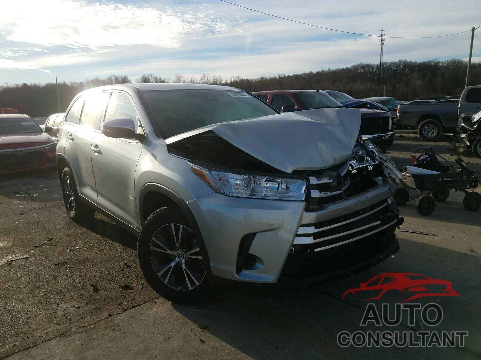 TOYOTA HIGHLANDER 2019 - 5TDZARFH5KS044081