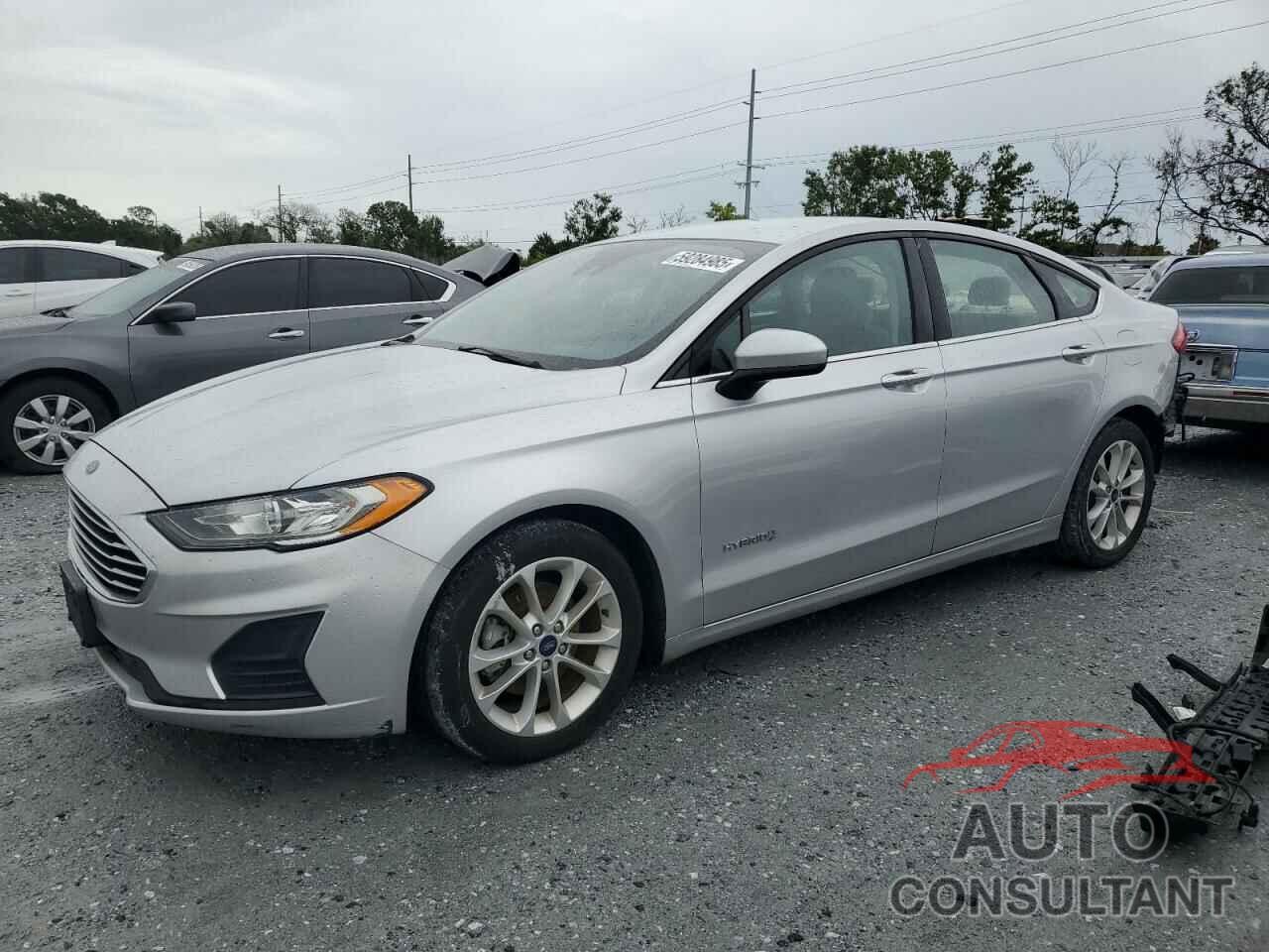 FORD FUSION 2019 - 3FA6P0LU0KR180013