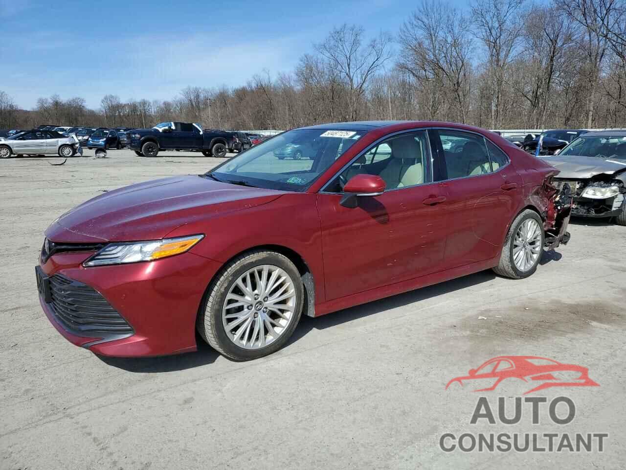 TOYOTA CAMRY 2019 - 4T1B11HK3KU704167