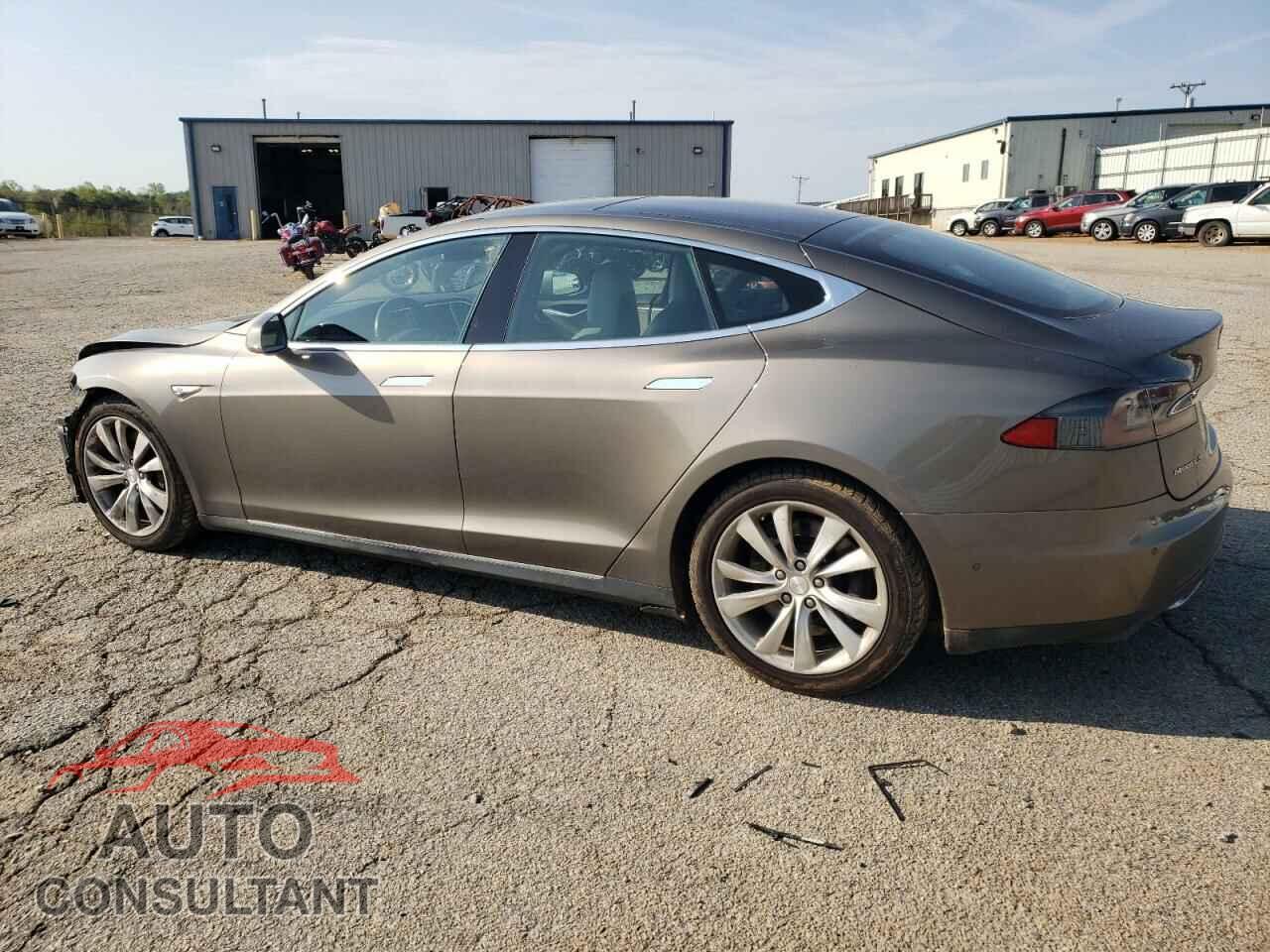 TESLA MODEL S 2015 - 5YJSA1H20FF088236