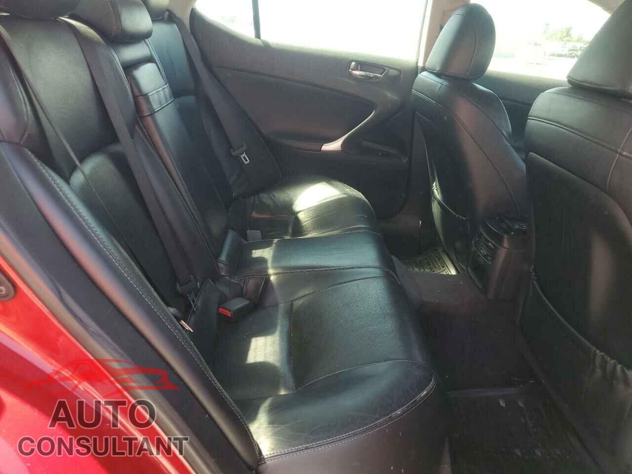 LEXUS IS 2011 - JTHBF5C26B5136445