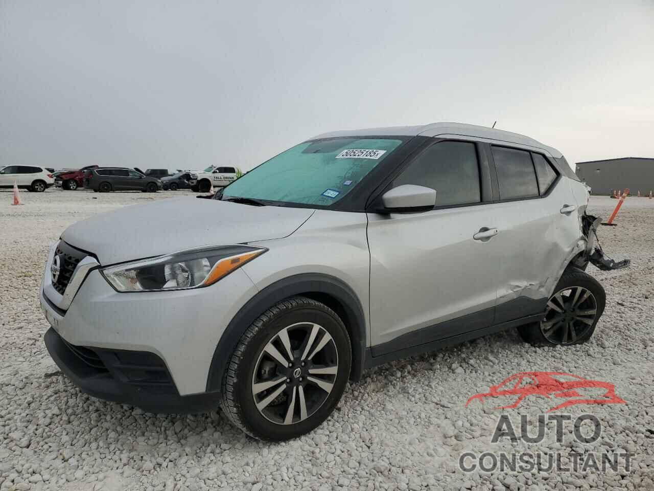 NISSAN KICKS 2018 - 3N1CP5CU9JL511427