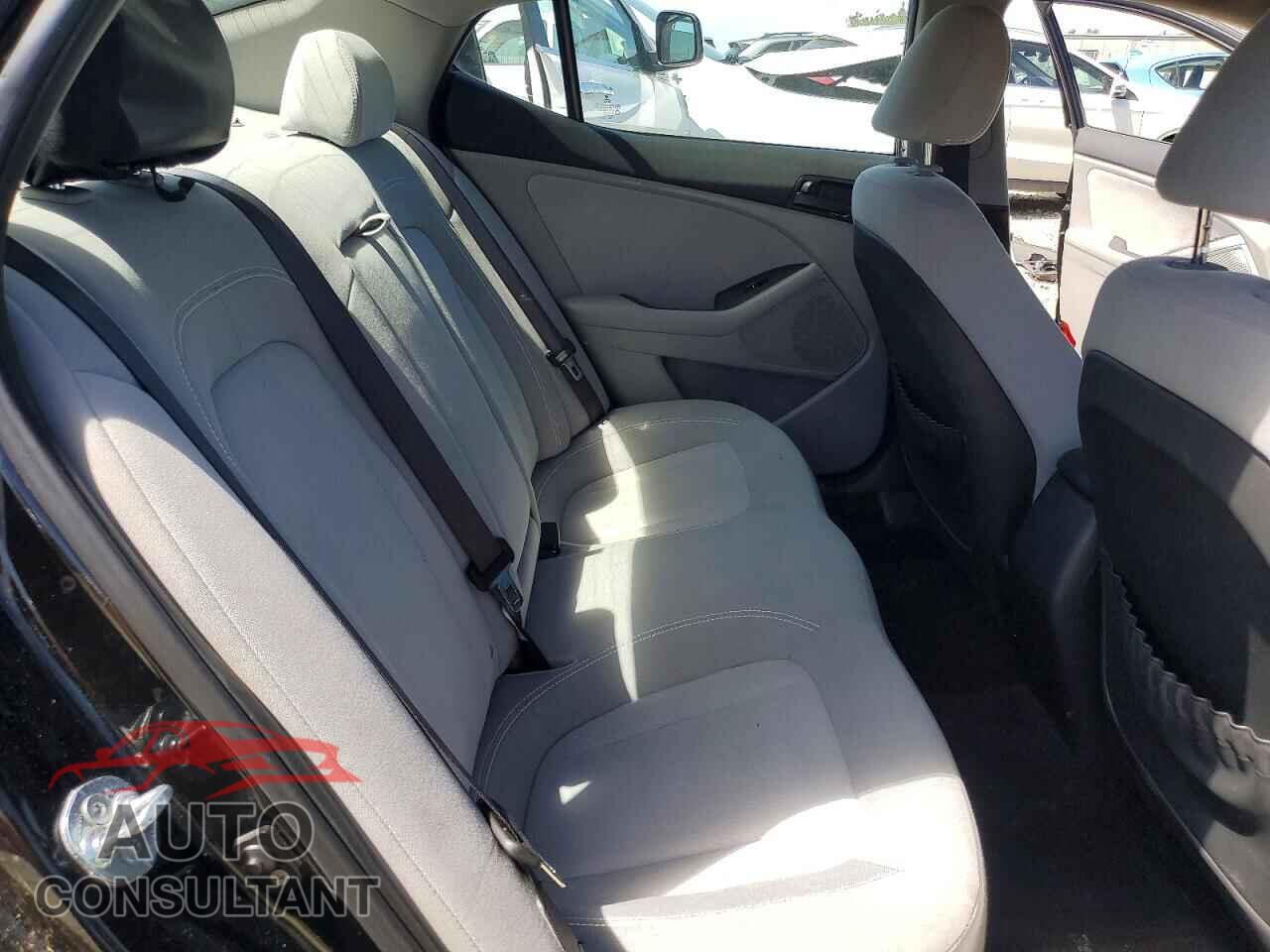KIA OPTIMA 2011 - KNAGM4A77B5148056
