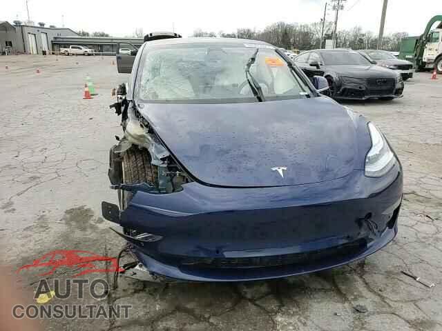 TESLA MODEL 3 2019 - 5YJ3E1EB5KF392038