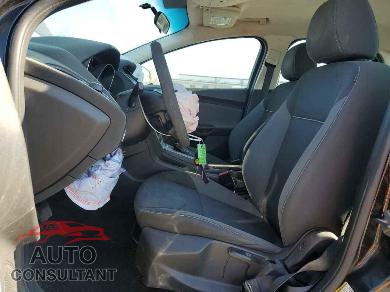 FORD FOCUS 2013 - 1FADP3F2XDL330830