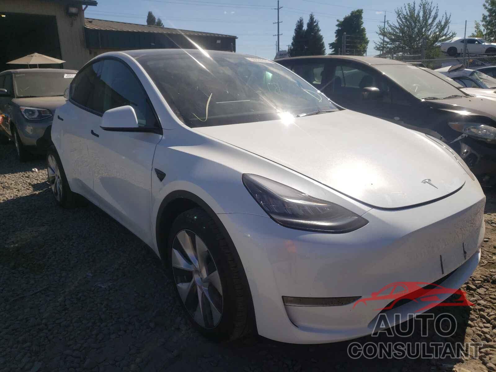 TESLA MODEL Y 2021 - 5YJYGAEE1MF196840