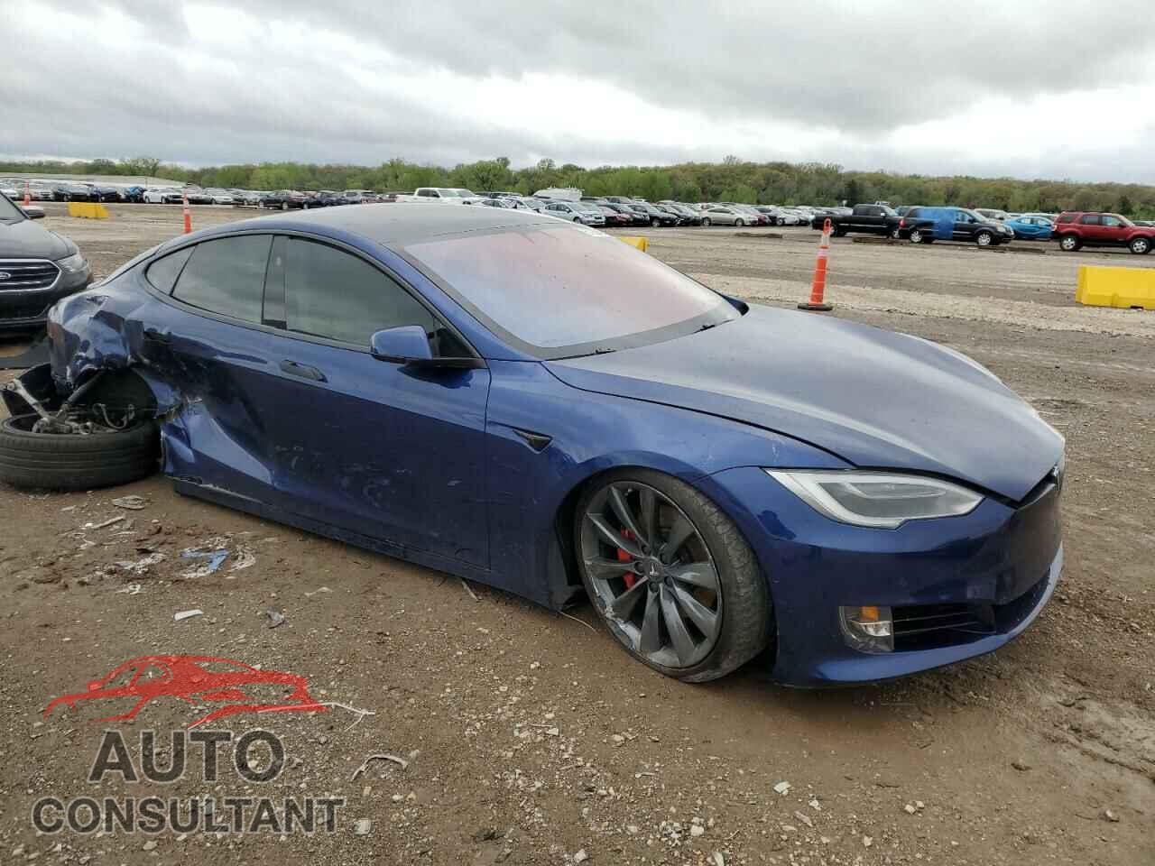 TESLA MODEL S 2017 - 5YJSA1E2XHF210673