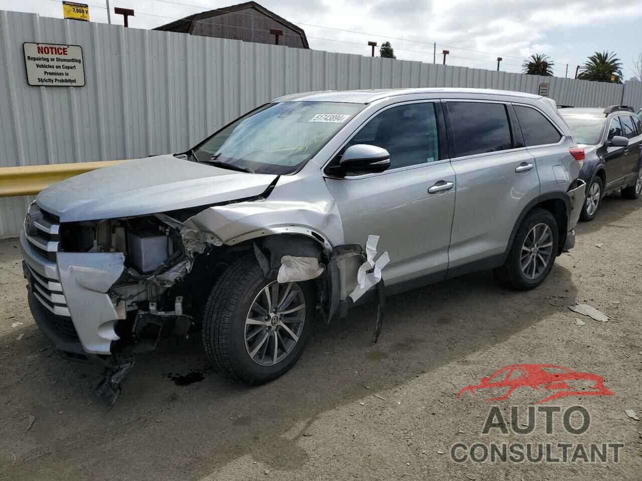 TOYOTA HIGHLANDER 2019 - 5TDJZRFH4KS618742