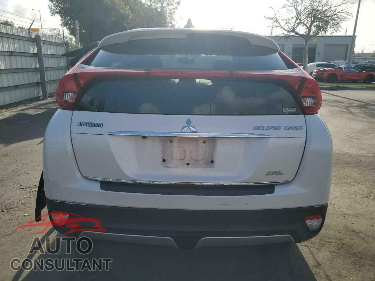 MITSUBISHI ECLIPSE 2018 - JA4AT5AA3JZ040855