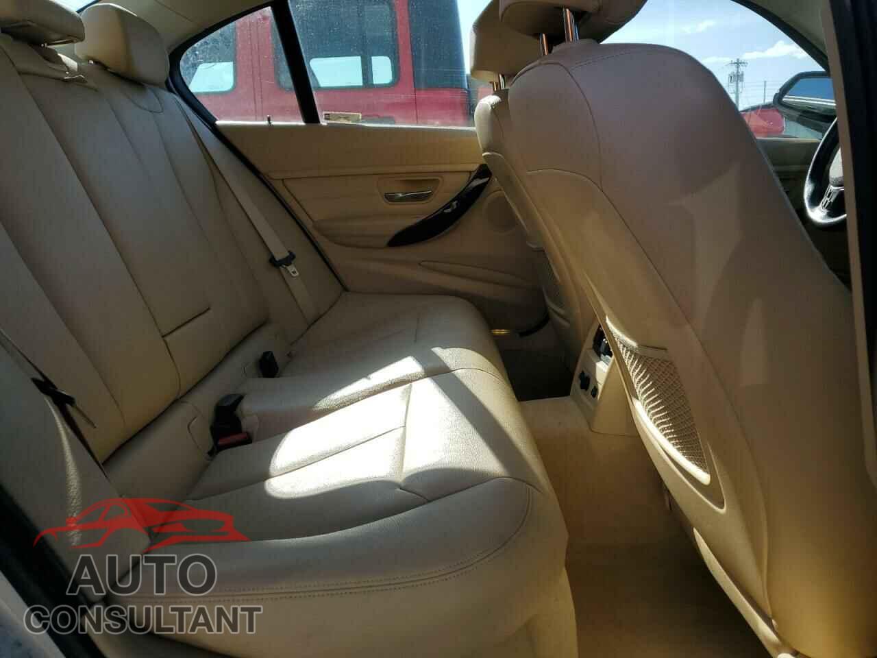 BMW 3 SERIES 2012 - WBA3A5C55CF257491