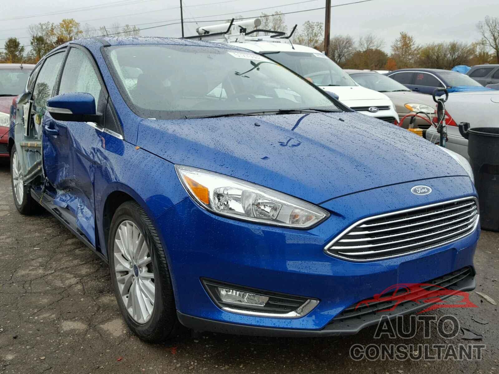 FORD FOCUS 2018 - 1FADP3N21JL323486