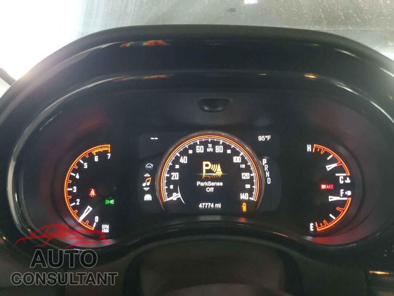 DODGE DURANGO 2021 - 1C4SDJFT5MC720564