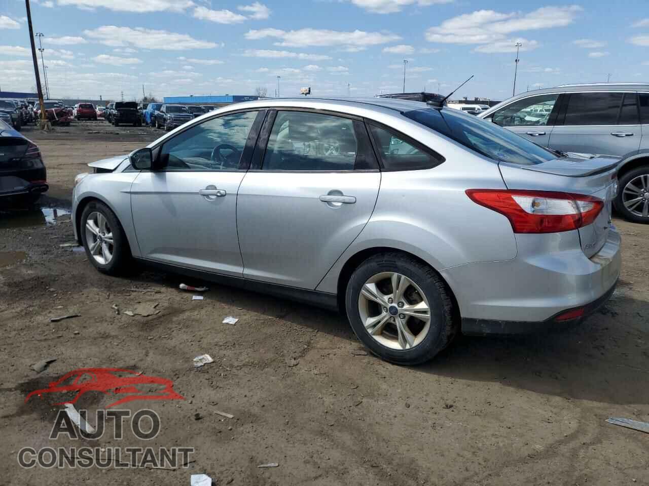 FORD FOCUS 2012 - 1FAHP3F22CL366138