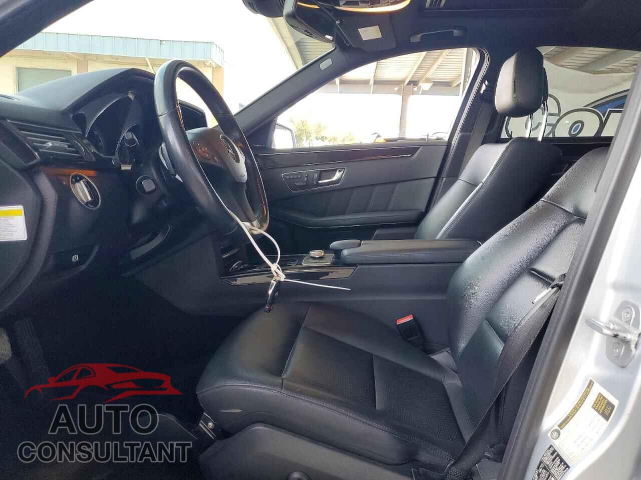 MERCEDES-BENZ E-CLASS 2011 - WDDHF5GB1BA267575