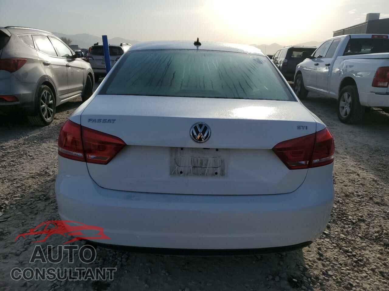VOLKSWAGEN PASSAT 2015 - 1VWAS7A33FC111484