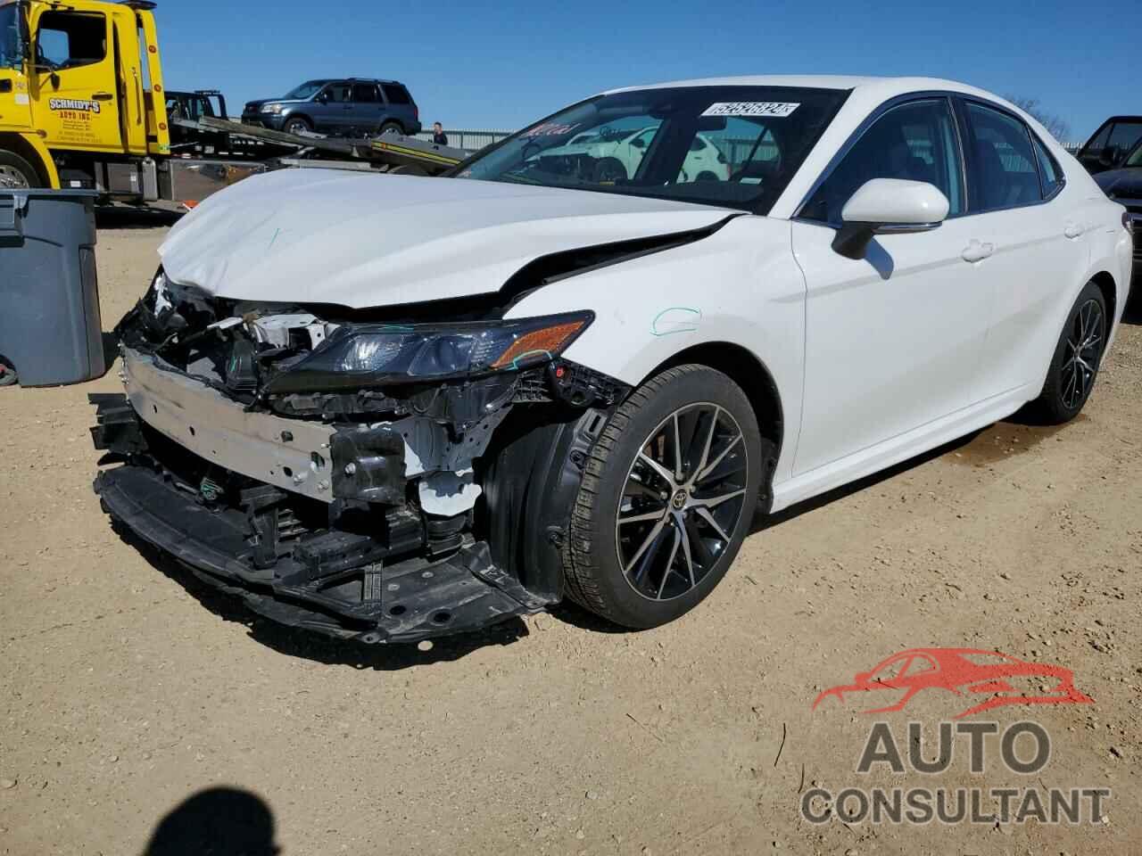 TOYOTA CAMRY 2022 - 4T1G11AK3NU058536