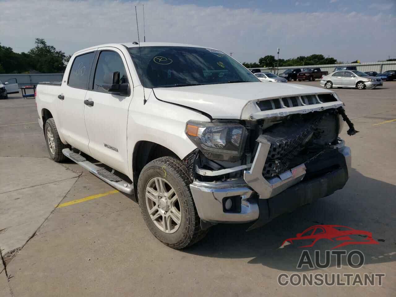 TOYOTA TUNDRA 2018 - 5TFEM5F15JX126354