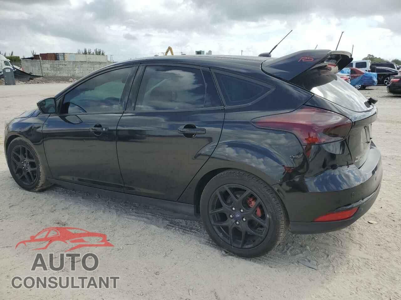 FORD FOCUS 2016 - 1FADP3K2XGL326058