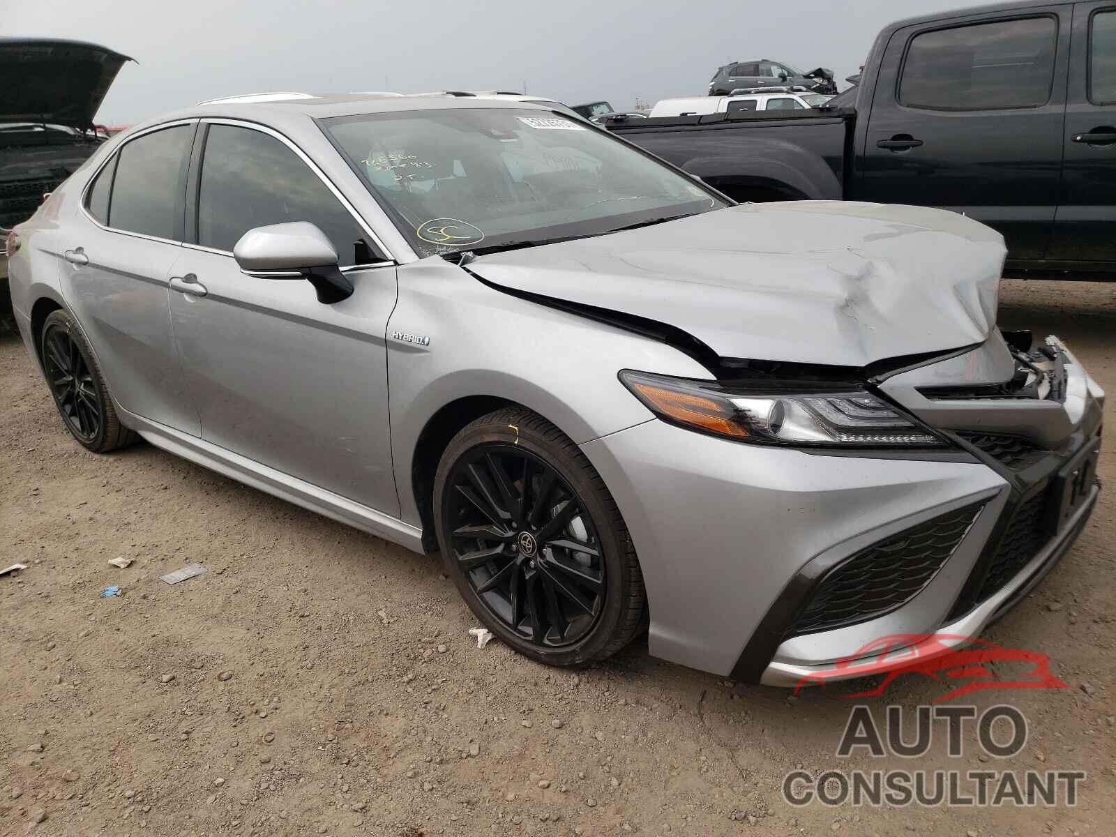 TOYOTA CAMRY 2021 - 4T1K31AK8MU022151