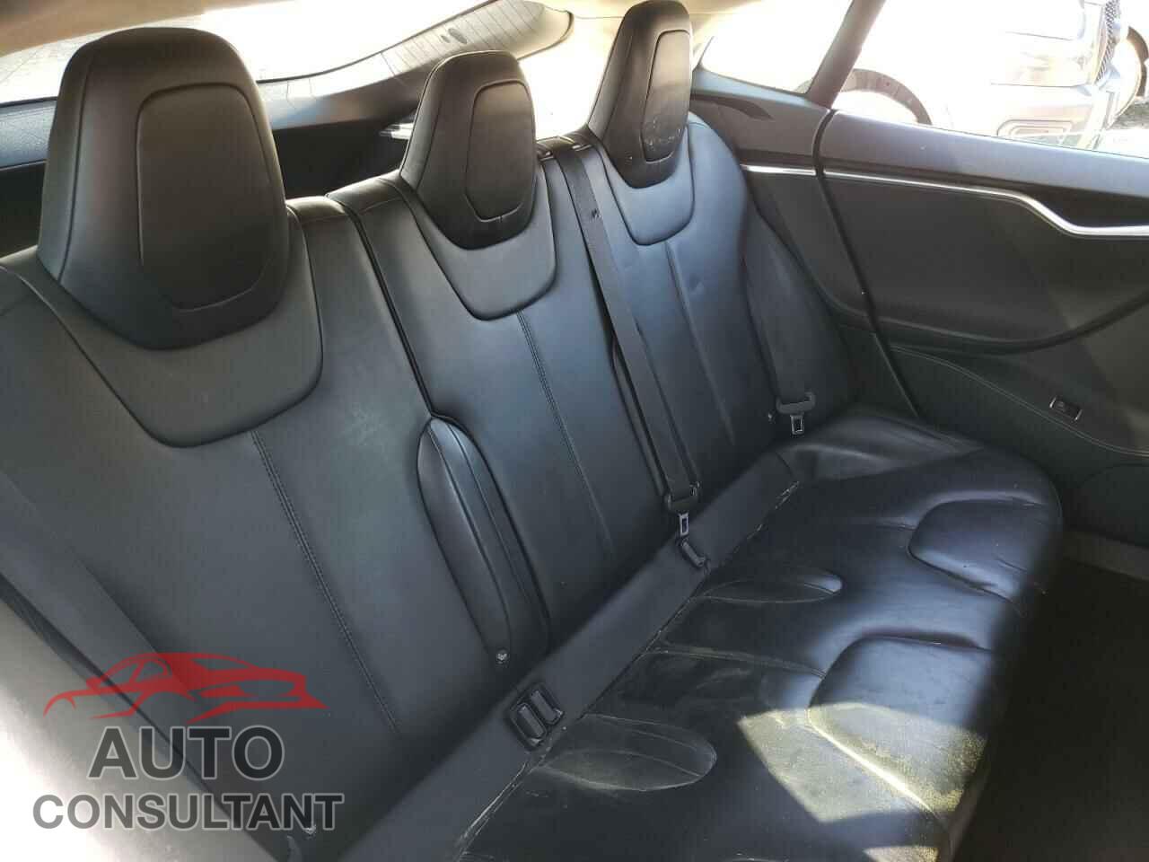 TESLA MODEL S 2015 - 5YJSA1S22FF098016