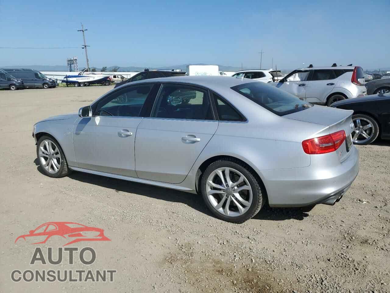 AUDI S4/RS4 2013 - WAUDGAFL2DA165856