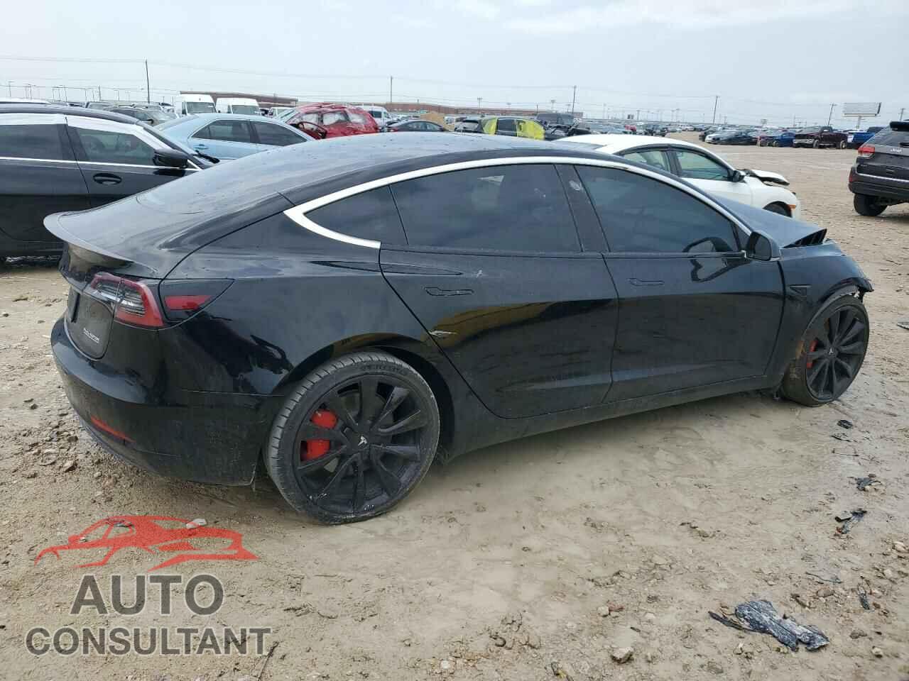 TESLA MODEL 3 2019 - 5YJ3E1EB1KF231038