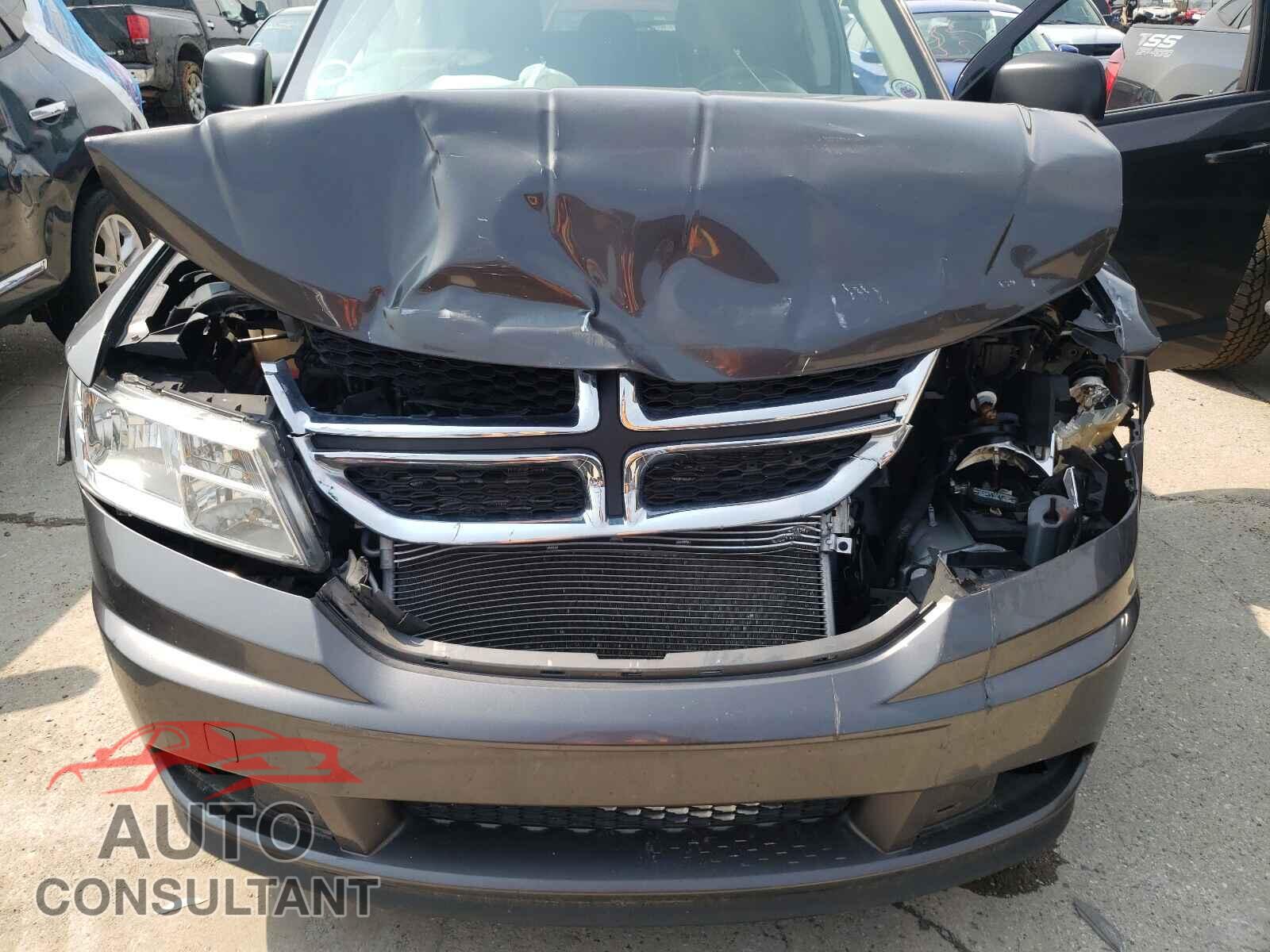 DODGE JOURNEY 2018 - 3C4PDCAB2JT236402