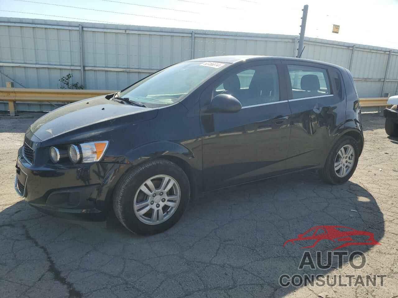 CHEVROLET SONIC 2016 - 1G1JC6SH9G4140058