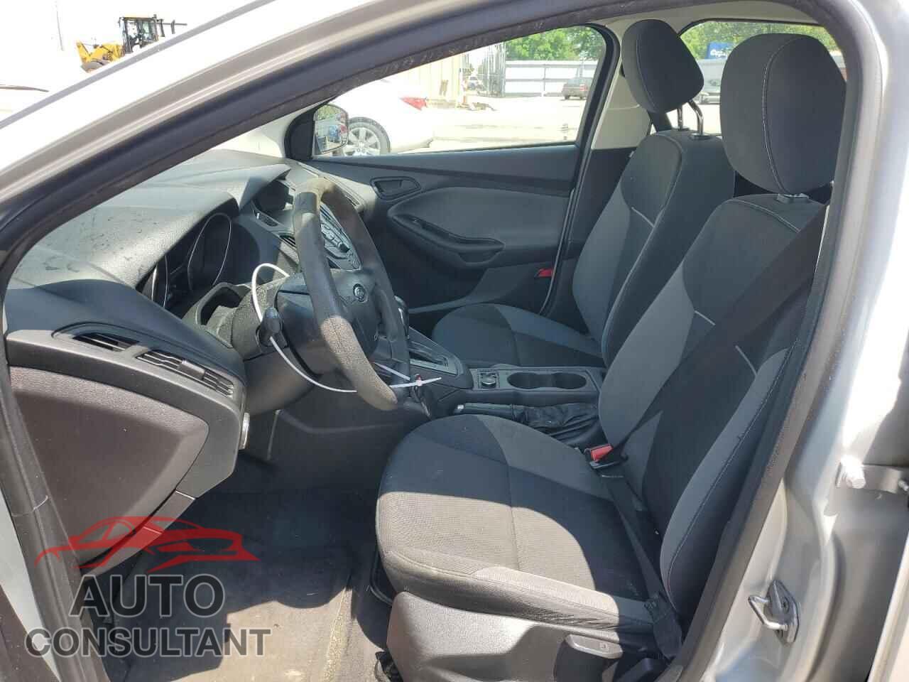 FORD FOCUS 2014 - 1FADP3E26EL182193