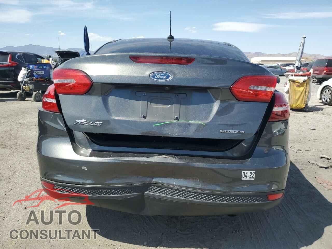 FORD FOCUS 2016 - 1FADP3E2XGL374560
