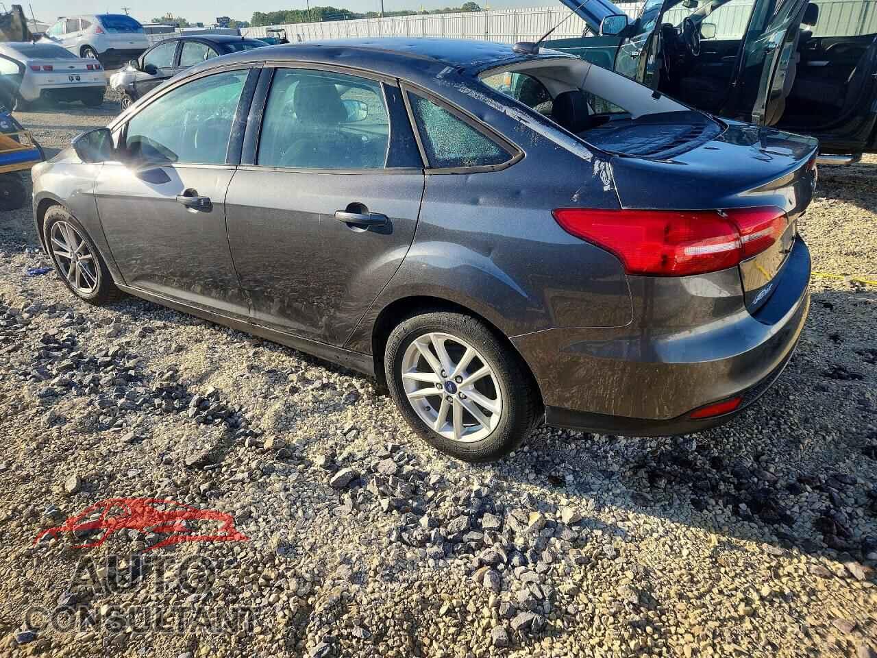 FORD FOCUS 2016 - 1FADP3F21GL392430